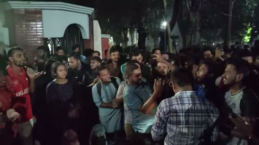 পোষ্য কটার বিরুদ্ধে উত্তাল রাজশাহী বিশ্ববিদ্যালয়