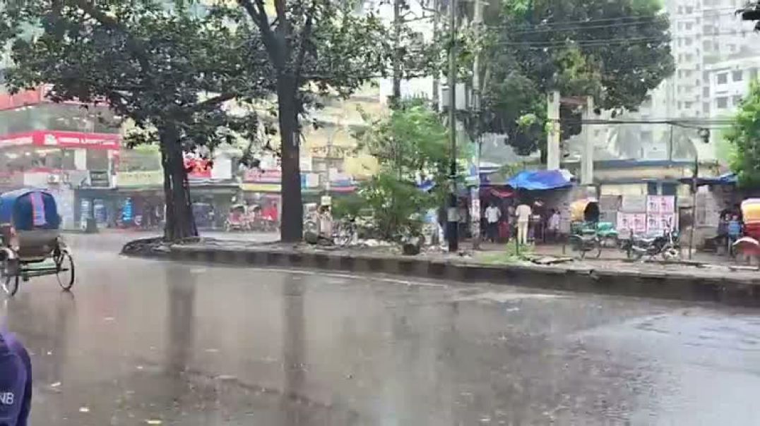 ⁣তীব্র গরমের পর রাজধানীতে স্বস্তির বৃষ্টি, সরাসরি....