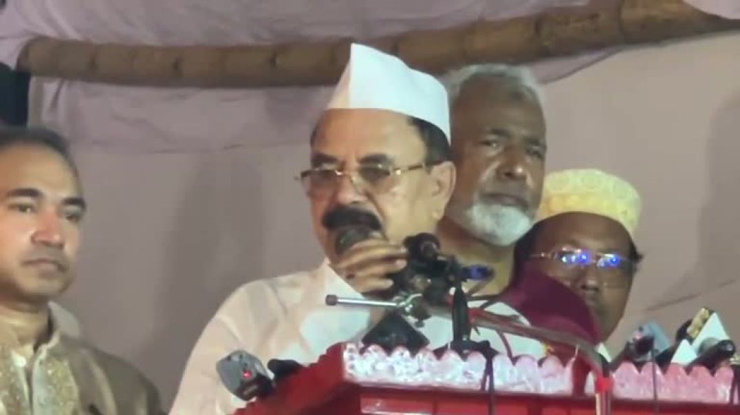 ⁣ক্তব্য দিচ্ছেন গয়েশ্বর বাবু.