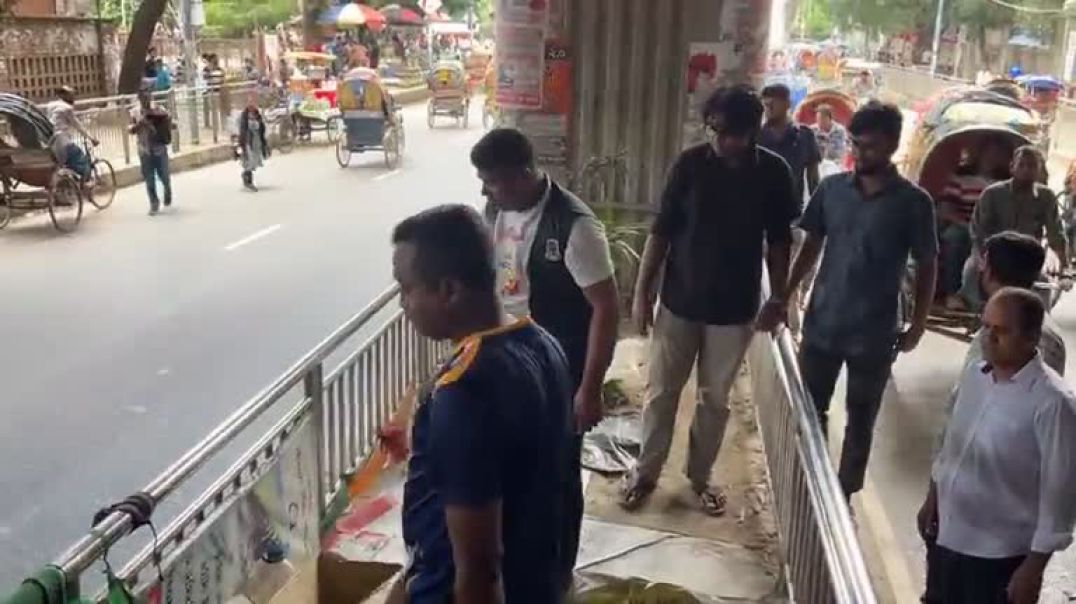 ⁣ডাকসুর উদ্যোগে ঢাবিতে মা’দ’ক-ছিন্নমূল পাগল উচ্ছেদ অভিযান