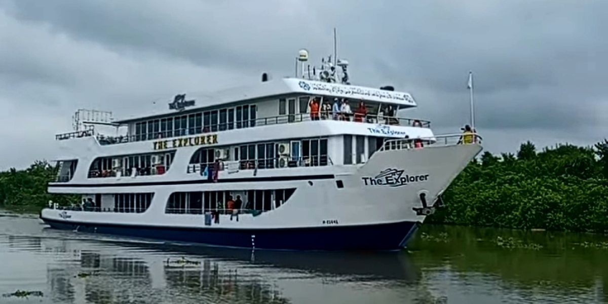 সমুদ্রে গোসল করতে নেমে নিখোঁজ পর্যটক