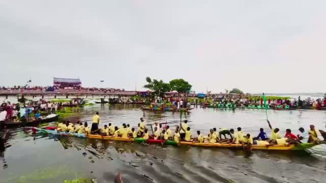 নওগাঁই নৌকা বাইচ অনুষ্ঠিত