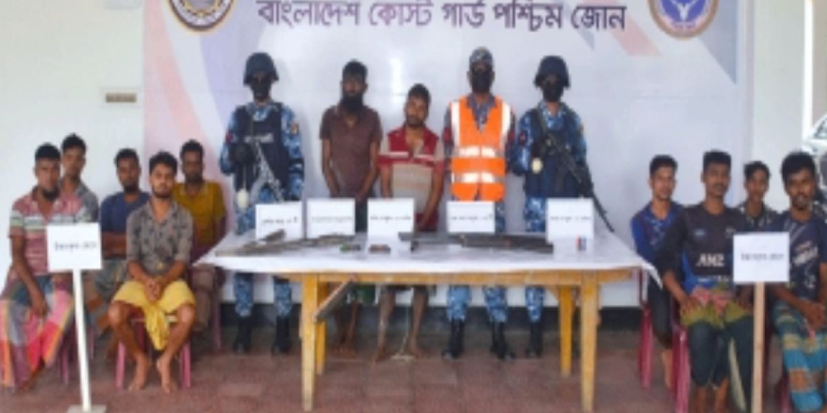 সুন্দরবনে অপহৃত ৯ জেলেকে উদ্ধার করল কোস্ট গার্ড, আটক ২ ডাকাত..