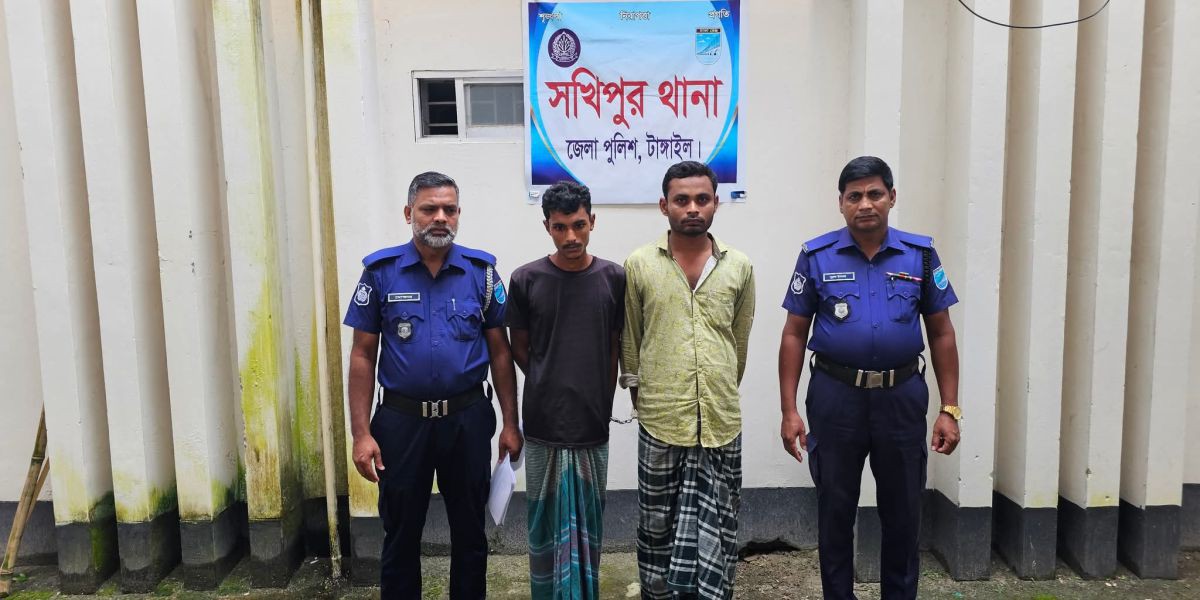 ফের সখিপুরে মাদক কারবারি আটক