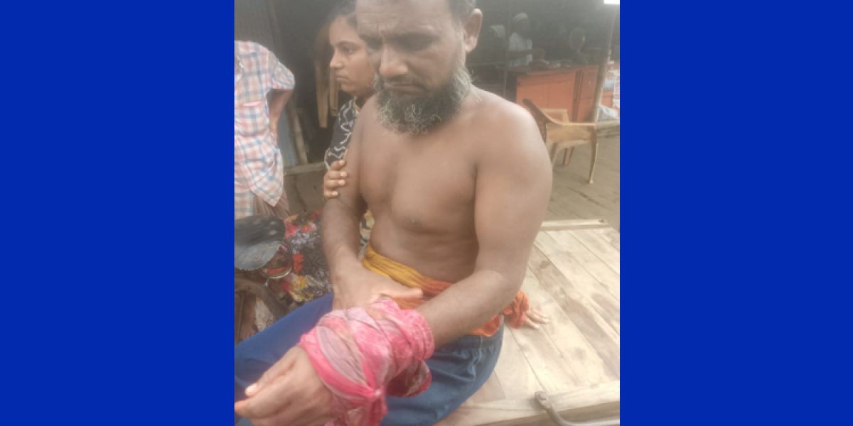 চুলকাটিতে ছুরিকাঘাতে যুবকসহ আহত ২