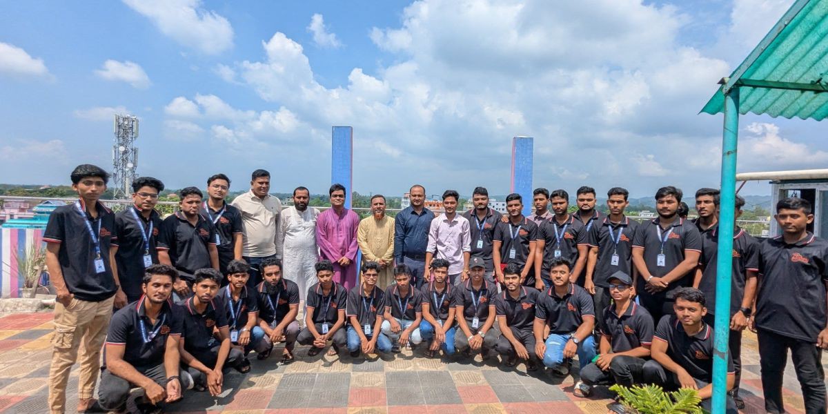 মিরসরাইয়ে অপু টেলিকম এন্ড ট্রেনিং প্রশিক্ষণার্থীদের মাঝে সনদ বিতরণ..