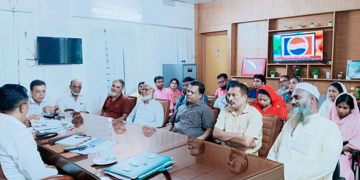 কুলিয়ারচরে সাংবাদিকদের সাথে নবাগত ইউএনও মো. ইয়াসিন খন্দকারের মতবিনিময় ..