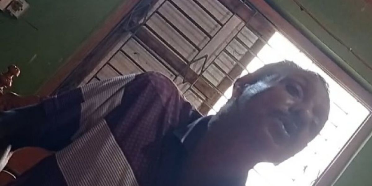 চাউল ঠিক নাই! হইবে কি এহন - সাংবাদিক দেখে ক্ষেপে গেলেন! 
