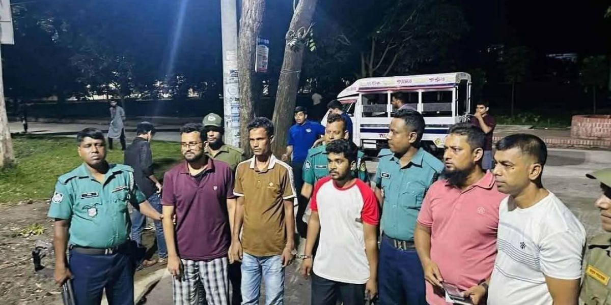 রাজশাহী মেডিকেলে হেরোইন সেবনরত অবস্থায় ইন্টার্ন চিকিৎসকসহ তিনজন গ্রেফতার..