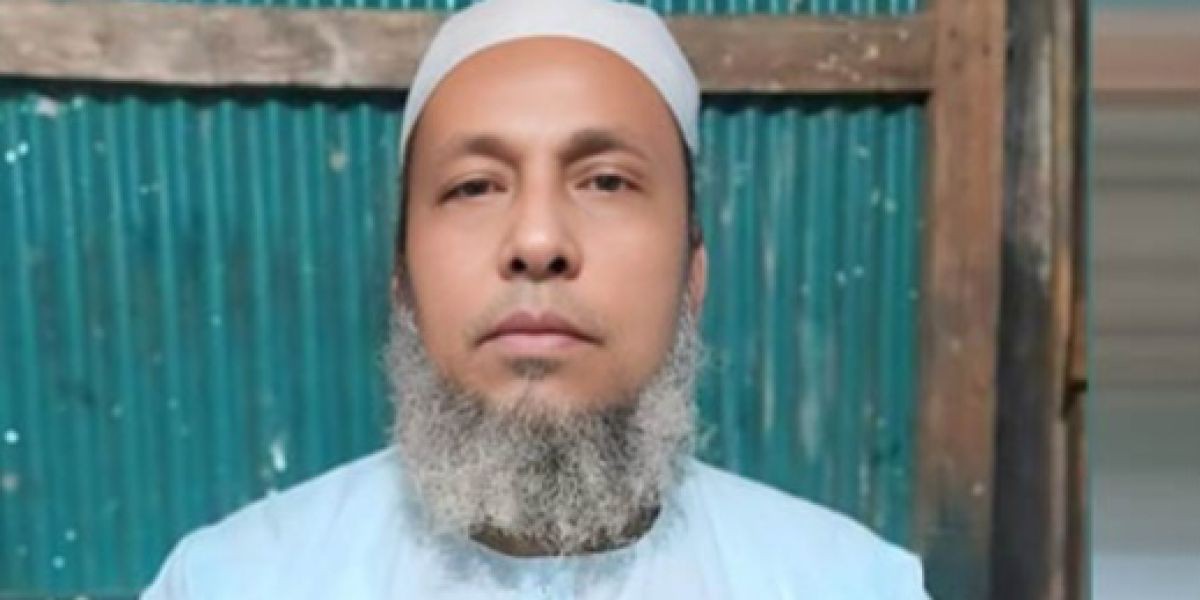 কুমিল্লায় বিদ্যুৎস্পৃষ্ট হয়ে ছাদ থেকে পড়ে মুয়াজ্জিনের করুণ মৃত্যু....