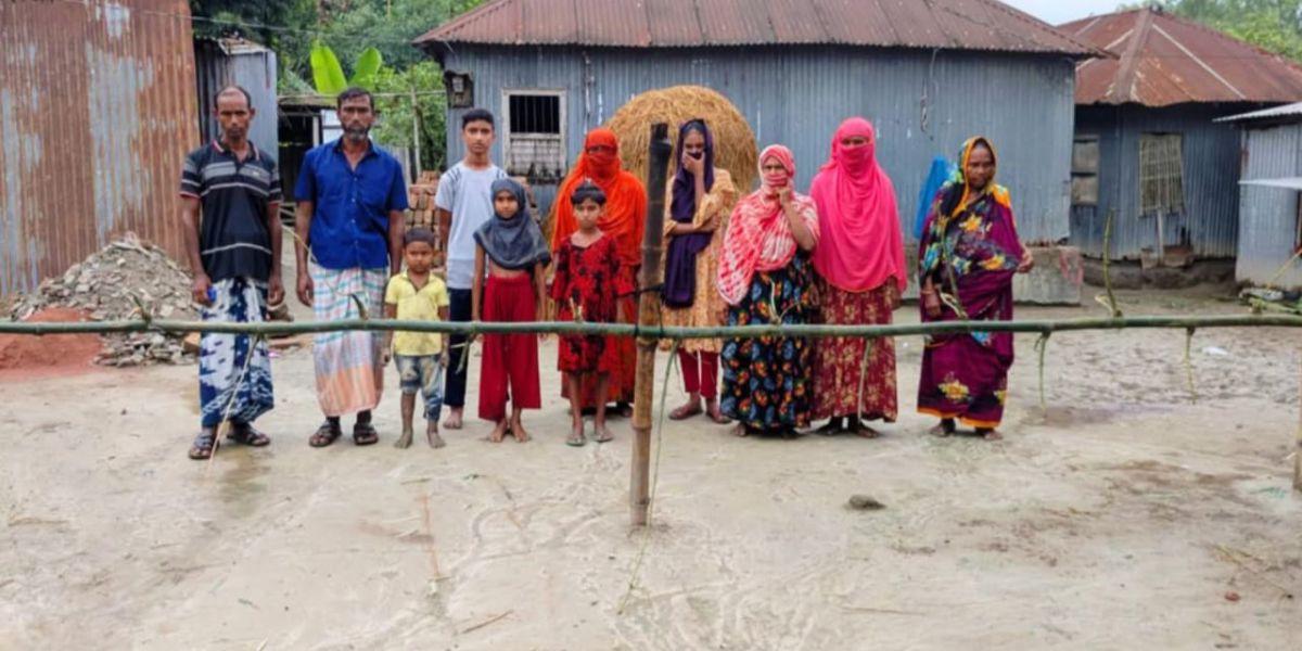 জমি বিরোধে ২৬ পরিবার অবরুদ্ধ: সলঙ্গার বেতুয়া গ্রামে মানবেতর জীবন..