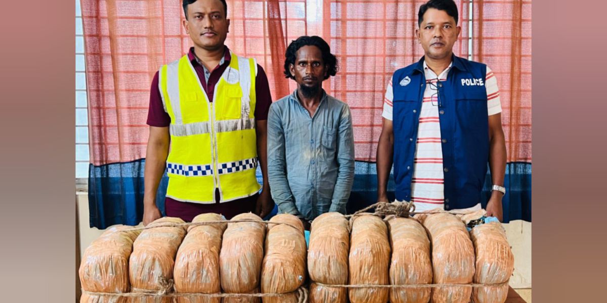 মাধবপুরে পুলিশের হাতে ধরা পড়ল গাঁজার চালান