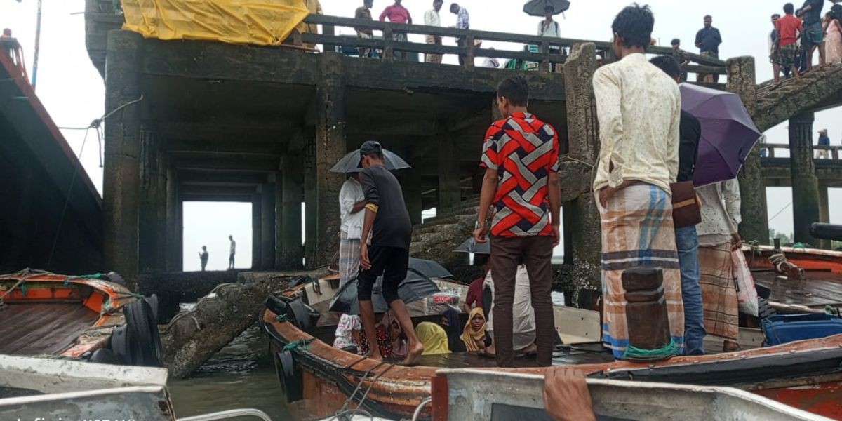 কুতুবদিয়া–মগনামা নৌঘাটে যাত্রী হয়রানী বন্ধের দাবী