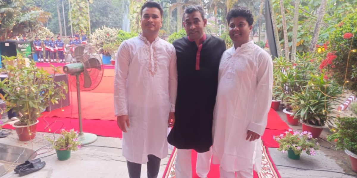 খুলনা রেঞ্জ ডিআইজির সঙ্গে খুলনা ১ আসনের এমপি প্রার্থী গোবিন্দ হালদারের সৌজন্য সাক্ষাৎ..