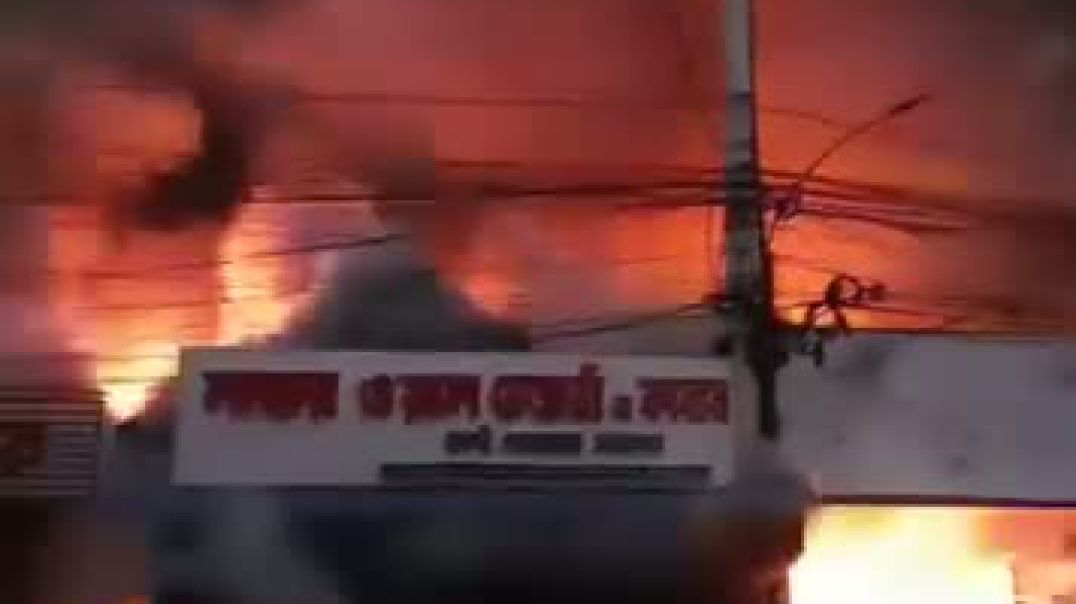 টুংগি এলাকায় কাবাব রেস্তোরাঁয় আগুন