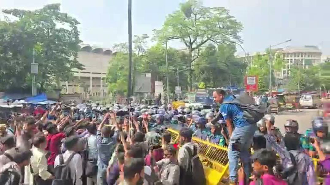 ⁣উত্তাল পরিস্থিতি শাহবাগে, সরাসরি