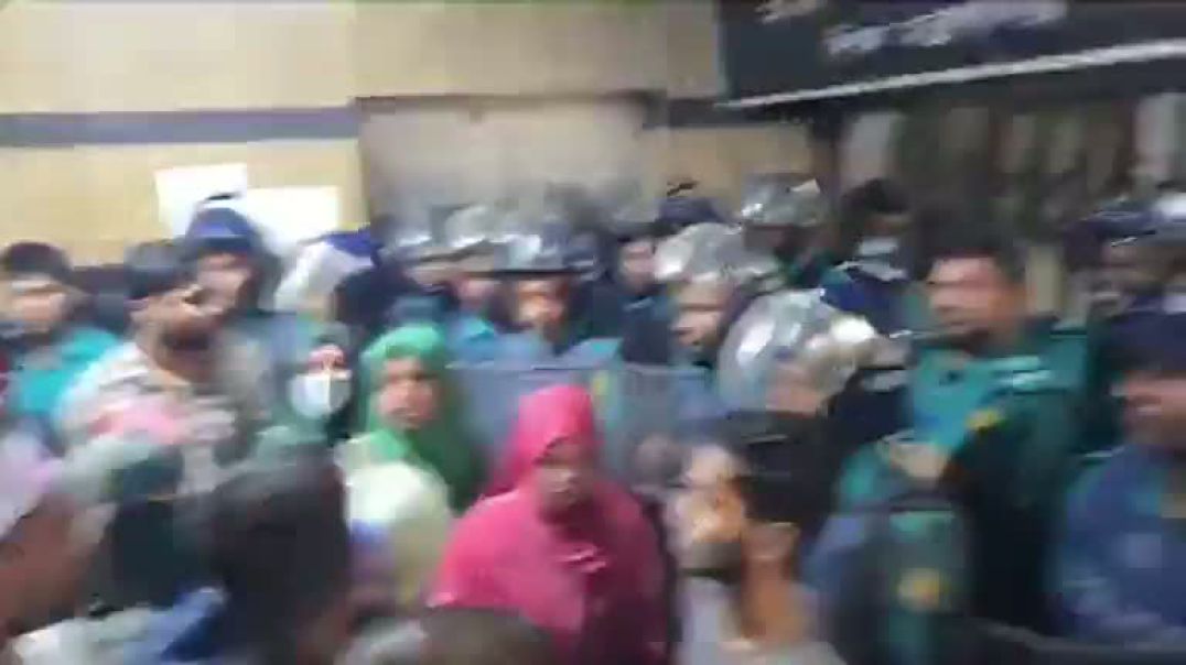 এনটিআরসিএ কার্যালয়ে পুলিশ-আ'ন্দোলনকারী মুখোমুখি,