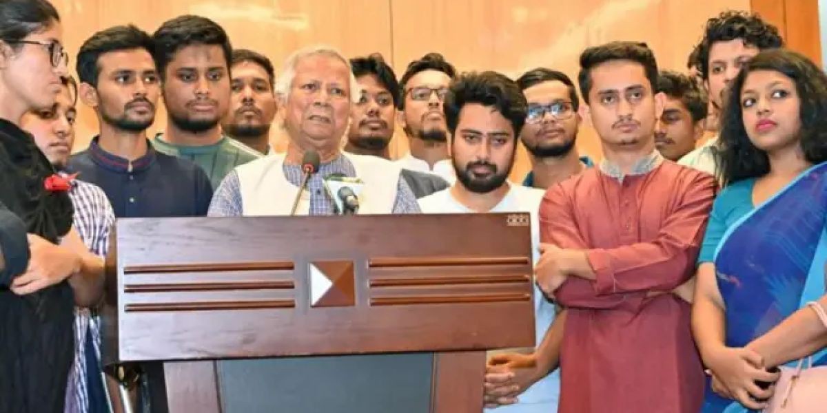 উপদেষ্টাদের 'সেফ এক্সিট' আতঙ্ক, বিতর্কের মুখে অন্তর্বর্তীকালীন সরকার!..