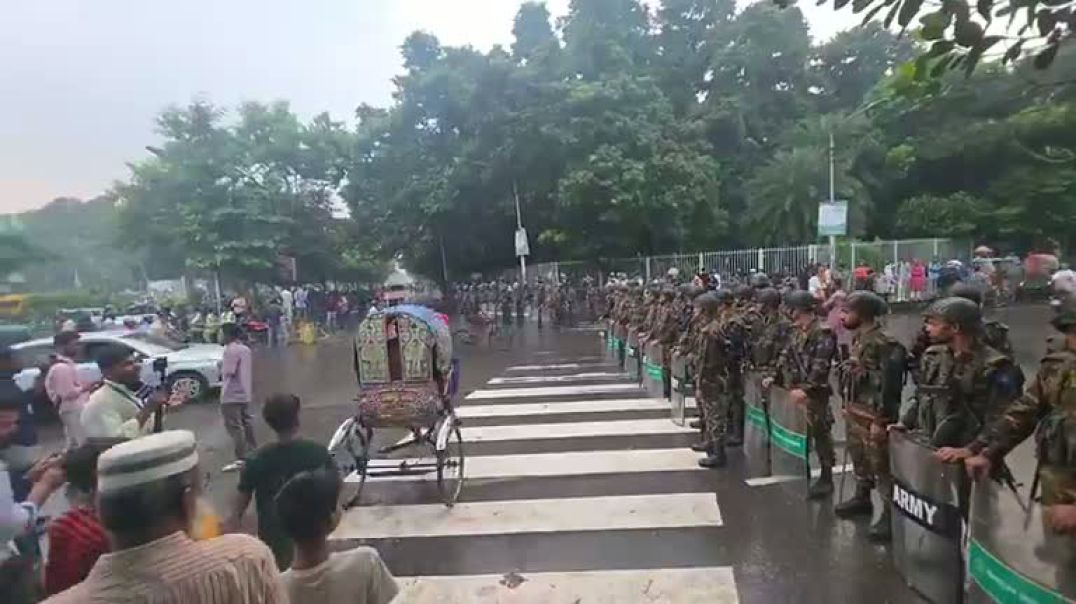 ⁣জুলাই সনদ স্বাক্ষর অনুষ্ঠান ঘিরে সংসদ ভবন এলাকার সবশেষ পরিস্থিতি সরাসরি