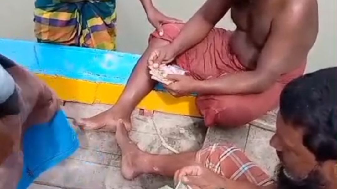 পটুয়াখালীর গলাচিপায় চোরাই মহিষের টাকা ভাগাভাগি নিয়ে তোলপাড়!