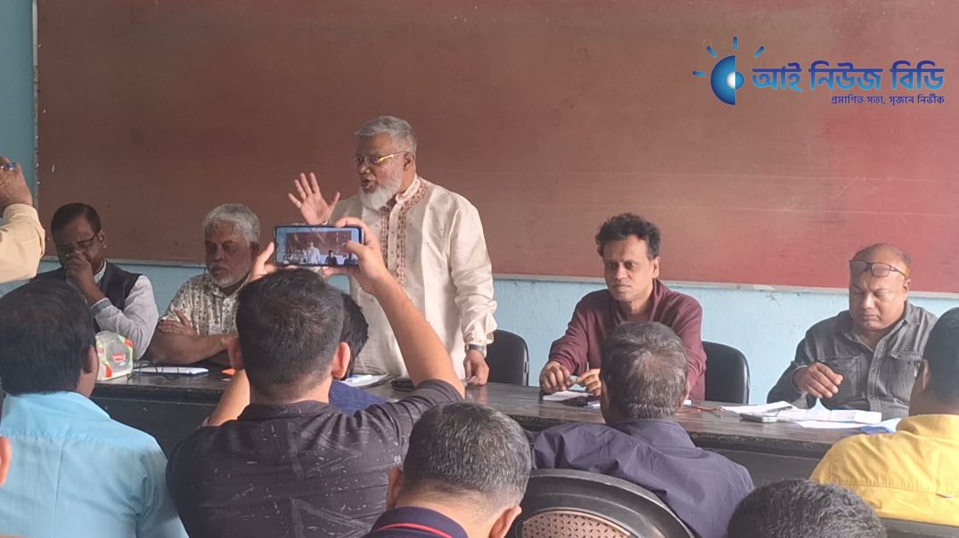 ⁣সাতক্ষীরা প্রেসক্লাবের বিশেষ সাধারণ সভায় বক্তব্য রাখছেন আহ্বায়ক মোঃ মনিরুল ইসলাম মিনি