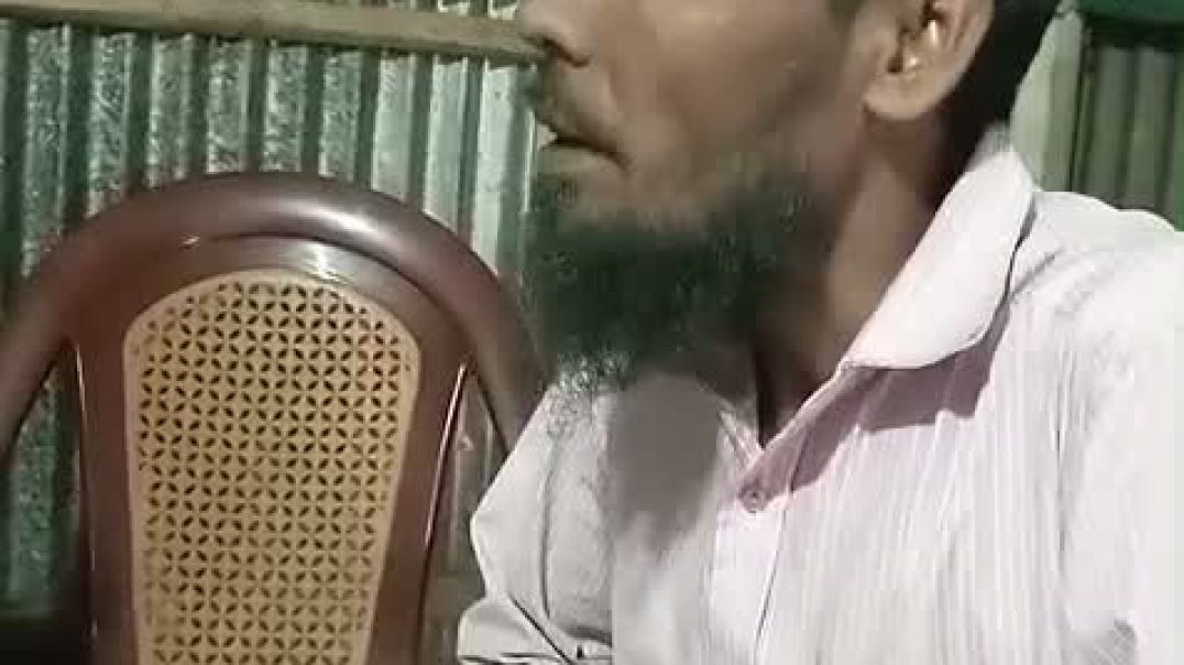 ⁣বকশীগঞ্জে অসহায় পরিবারকে ইউএনও’র দেওয়া নগদ অর্থ ও ঢেউটিন ফেরত নিলেন চেয়ারম্যান