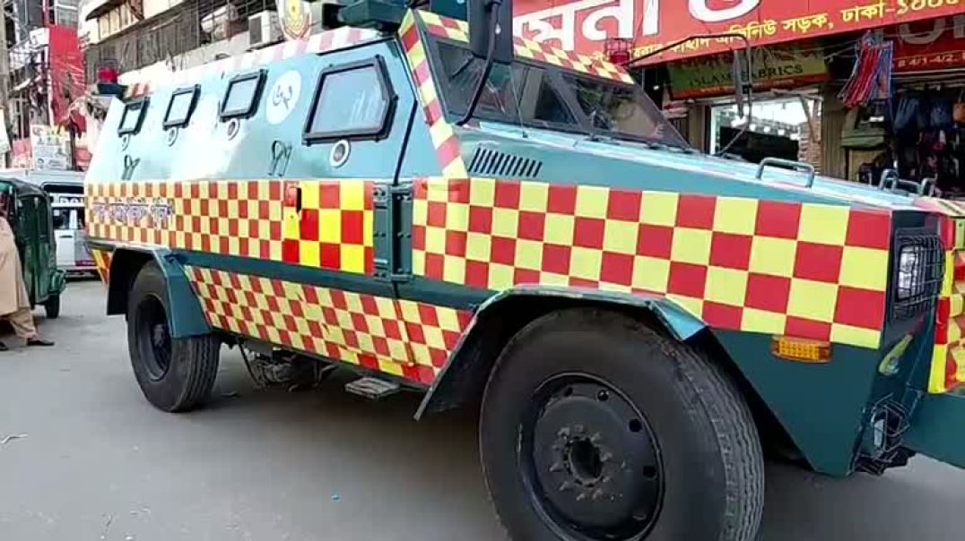 ⁣শেখ হাসিনার রায় ঘিরে যে অবস্থানে আইনশৃঙ্খলা বাহিনী। সরাসরি