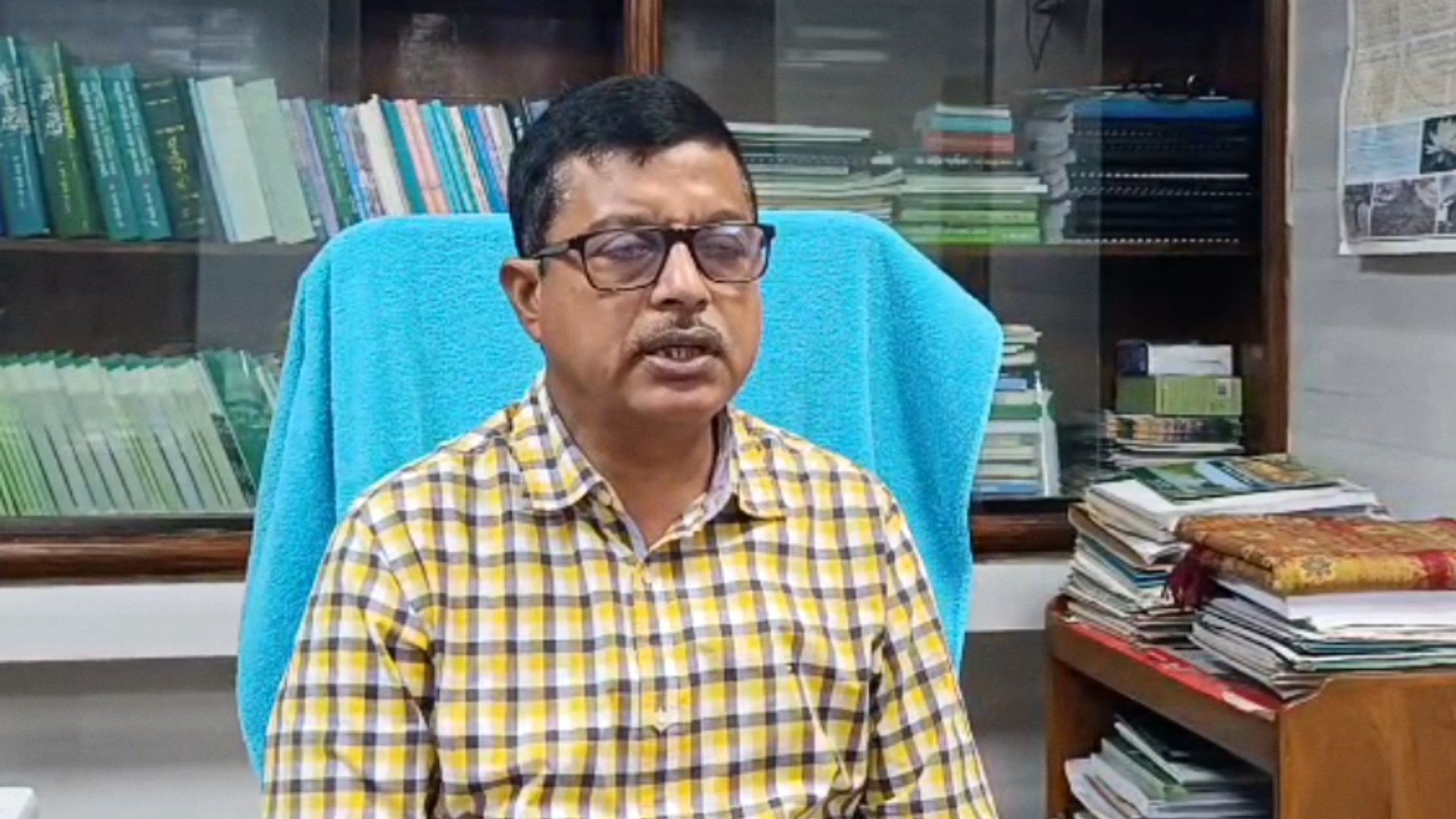 ⁣দস্যুদের সাথে যুদ্ধ করার সামর্থ্য আমাদের নাই