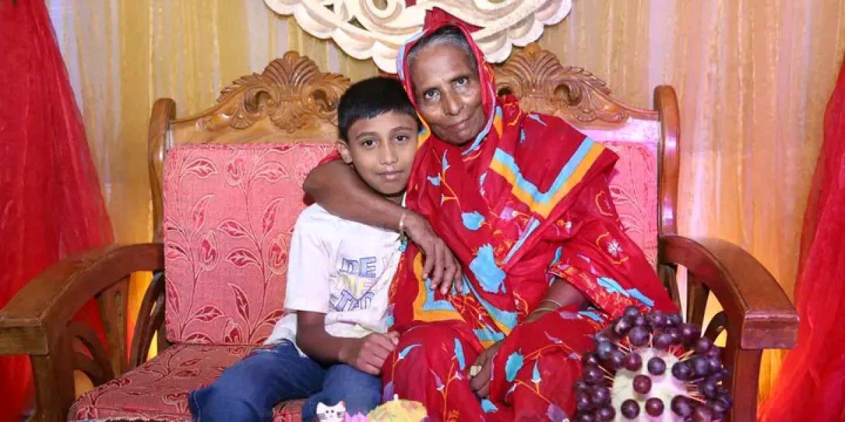 নিখোঁজ ৬০ বছর বয়সী হনুফা বেগমকে খুঁজছে পরিবার