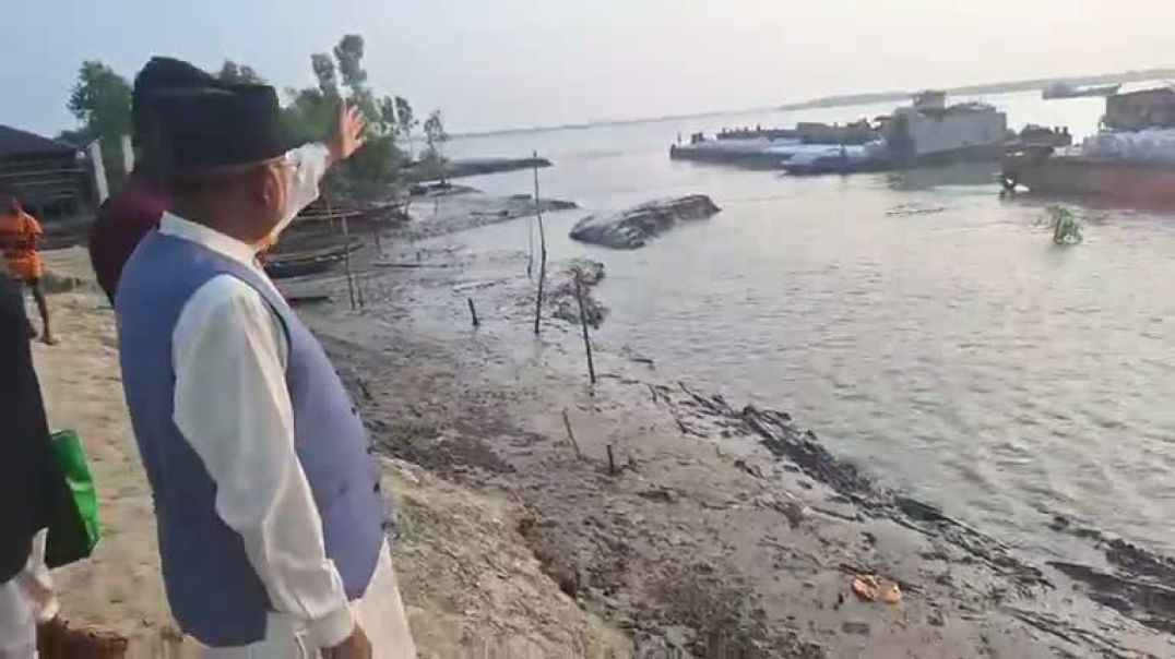 গাবুরা ইউনিয়নের ভাঙ্গন পরিদর্শন করেছেন সাবেক এমপি গাজি নজরুল ইসলাম সাতক্ষীরা ৪