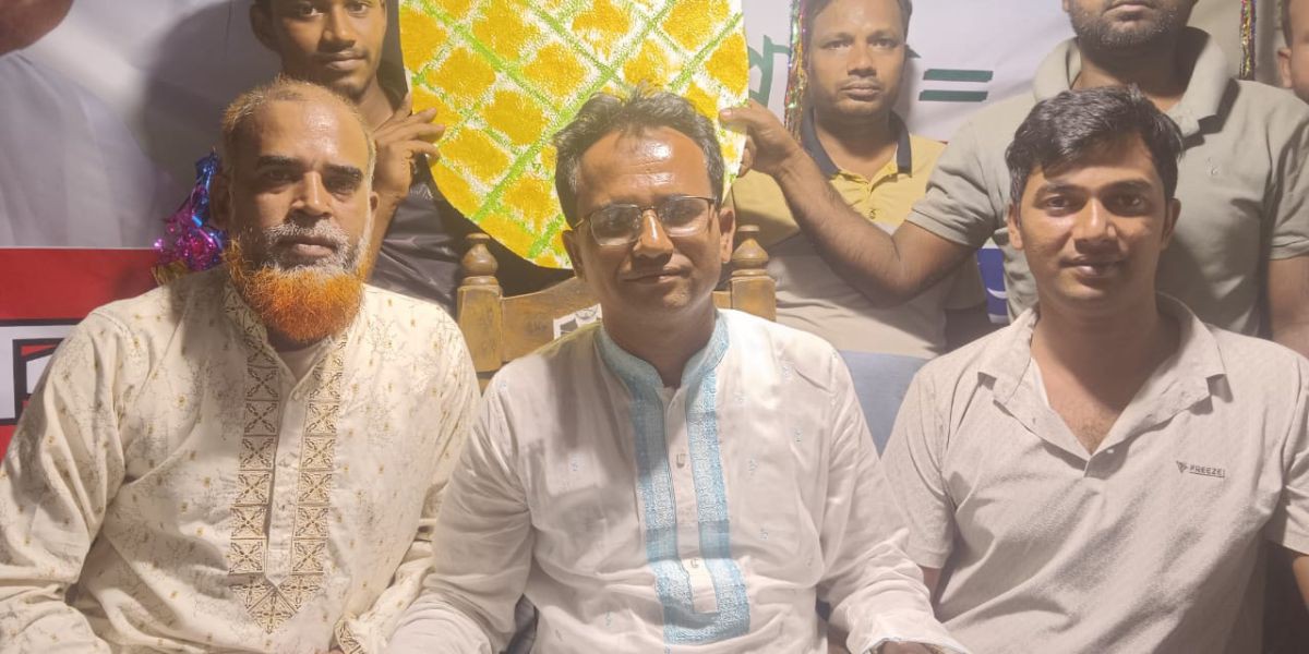 বাইপাইল আড়ৎ ব্যবসায়ী কল্যাণ সমিতি নির্বাচনে সভাপতি আনার মার্কা পদপ্রার্থী হযরত চৌধুরী। ..