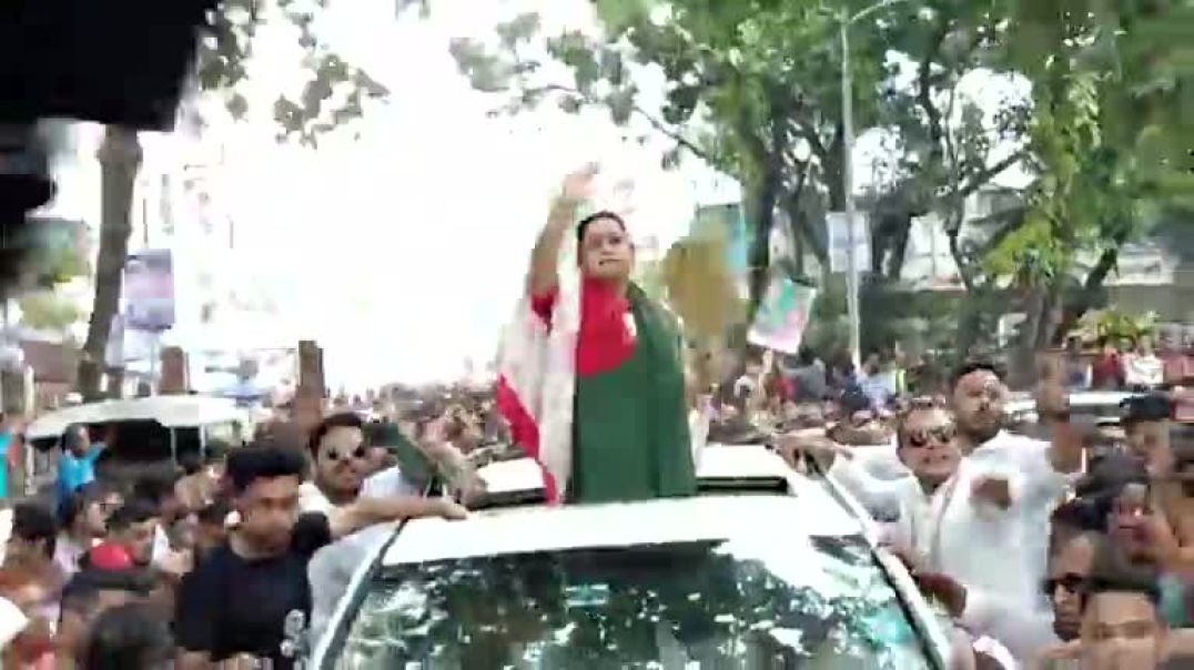 ⁣ঢাকা ১৪ আসনের নির্বাচনী প্রচারণায় মায়ের ডাকের তুলি। সরাসরি