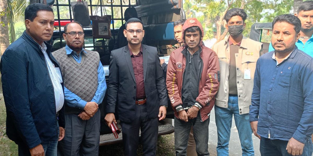 সিরাজগঞ্জে ক্লুলেস হ' ত্যা 'মা 'মলা'র ৮ ঘণ্টায় রহস্য উদ্‌ঘাটন..