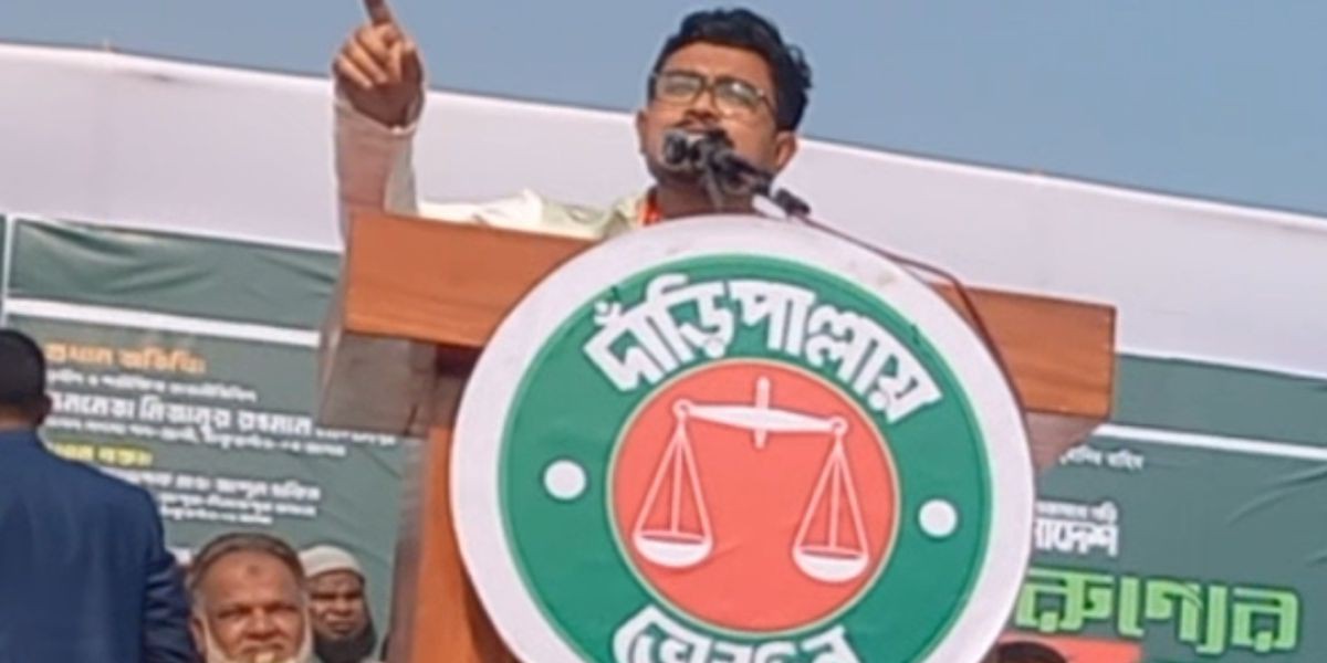 লন্ডনে বসে, দিল্লিতে বসে, পিন্ডিতে বসে আর কোনো রাজনীতি করা চলবে না..