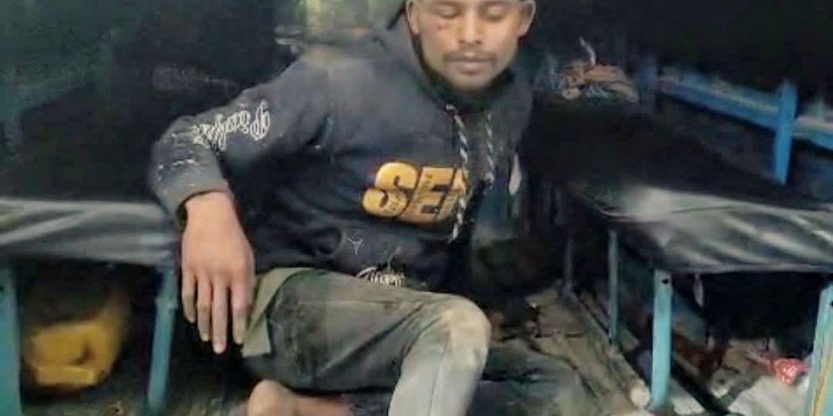 যশোর-২ আসনে বিএনপির মনোনীত ধানের শীষের প্রার্থী সাবিরা নাজমুল মুন্নির বাসভবনে সন্ত্রাসী হামলা, গ্রেফতার (১)..