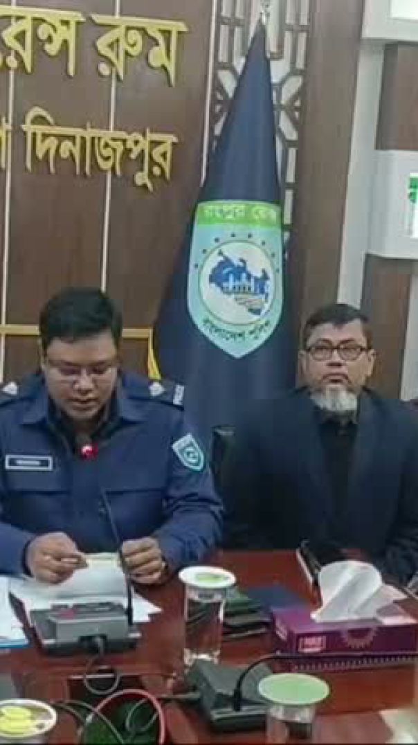 দিনাজপুরের এসপি সেজে বিএনপি প্রার্থীর সাথে প্রতারণা: ডিবির অভিযানে গ্রেফতার ২
