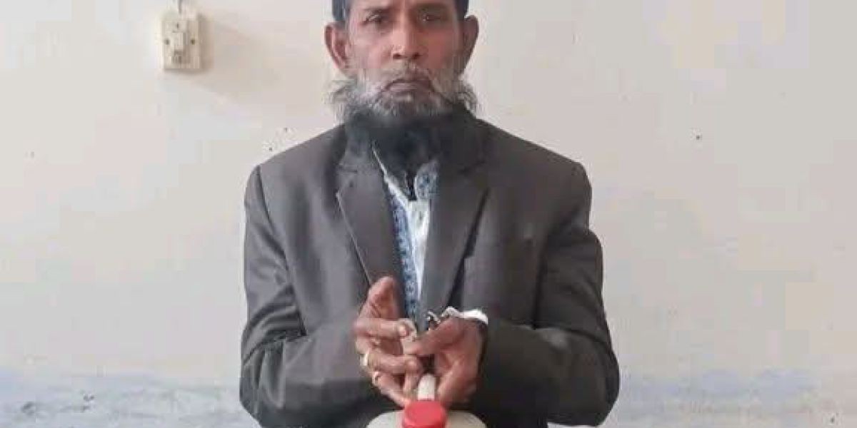ঝালকাঠিতে ৬ লিটার দেশি মদসহ সাবেক জিয়া মঞ্চ নেতা গ্রেফতার..
