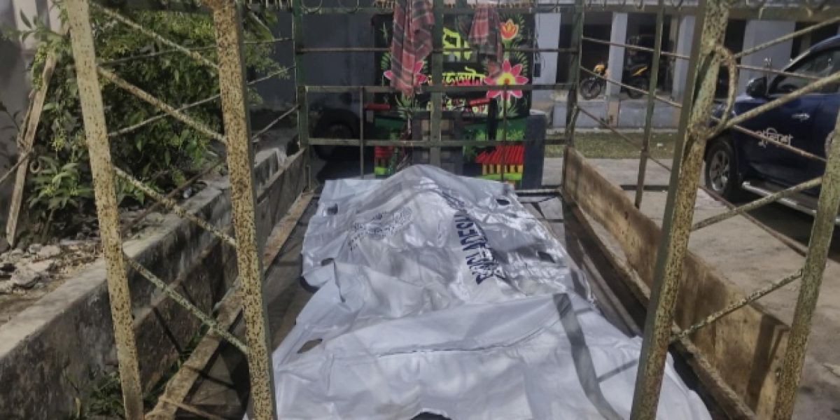 আমতলীতে গাছ থেকে পড়ে শ্রমিকের মৃত্যু