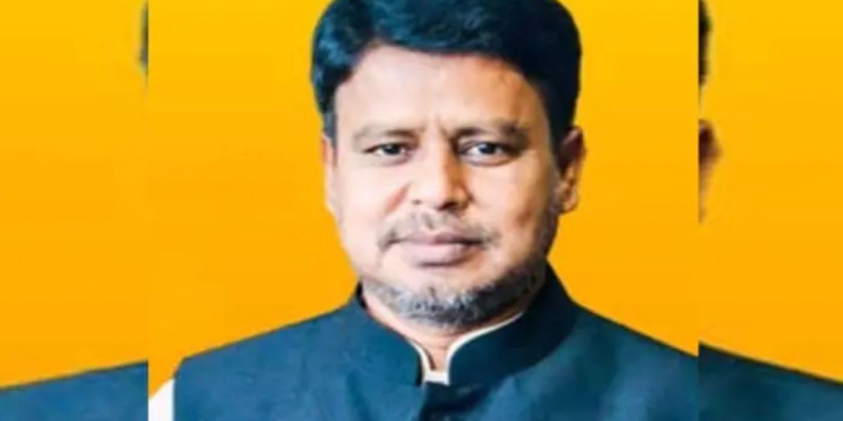 টাঙ্গাইলে জামিন পেয়ে জেলগেট থেকে বের হওয়ার সময় পুনরায় গ্রেফতার আওয়ামী লীগ নেতা..