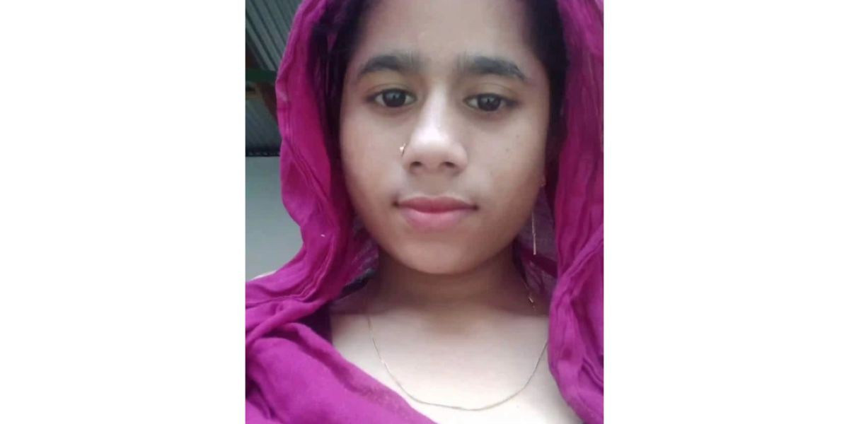 বোচাগঞ্জে কোটি টাকার সম্পদ জরুরি ফাইল নগদ ১৭ লক্ষ ৯২০০ টাকা আত্মসাৎ দুটি কন্যা সন্তান কে জিম্মি করেছে আশা আক্তার..