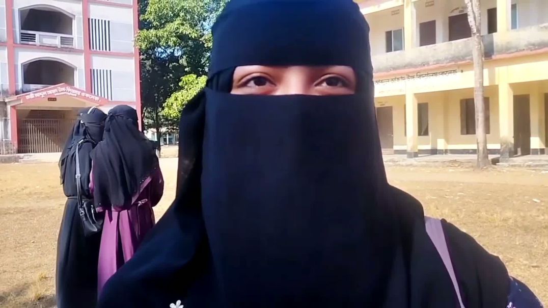 জীবন নিয়ে লেখা বইয়ের নাম দিবেন পূর্ণময়ী।