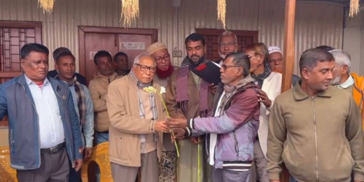 উল্লাপাড়ায় দুই শতাধিক আওয়ামী লীগের নেতাকর্মী বিএনপিতে যোগদান....