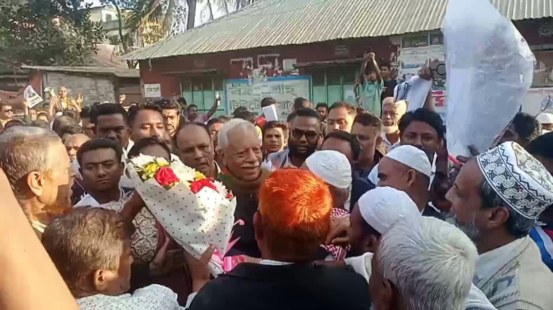 ⁣জনসমর্থনের জোয়ারে ভাসছে ফেনীর ৭ ও ৮ নম্বর ওয়ার্ড, ফেনী ২ আসনের ধানের শীষের প্রচারণায় ফুলের বৃষ্টি