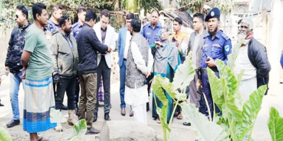 যশোরের শার্শায় ভেজাল গুড় কারখানায় ভ্রাম্যমাণ আদালতের অভিযান চল্লিশ হাজার টাকা জরিমানা ..