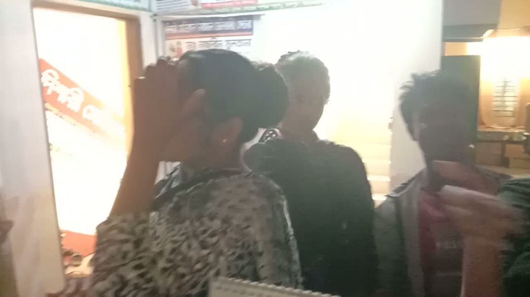 ⁣ঈদ বকশিসের নামে চাঁদাবাজি
