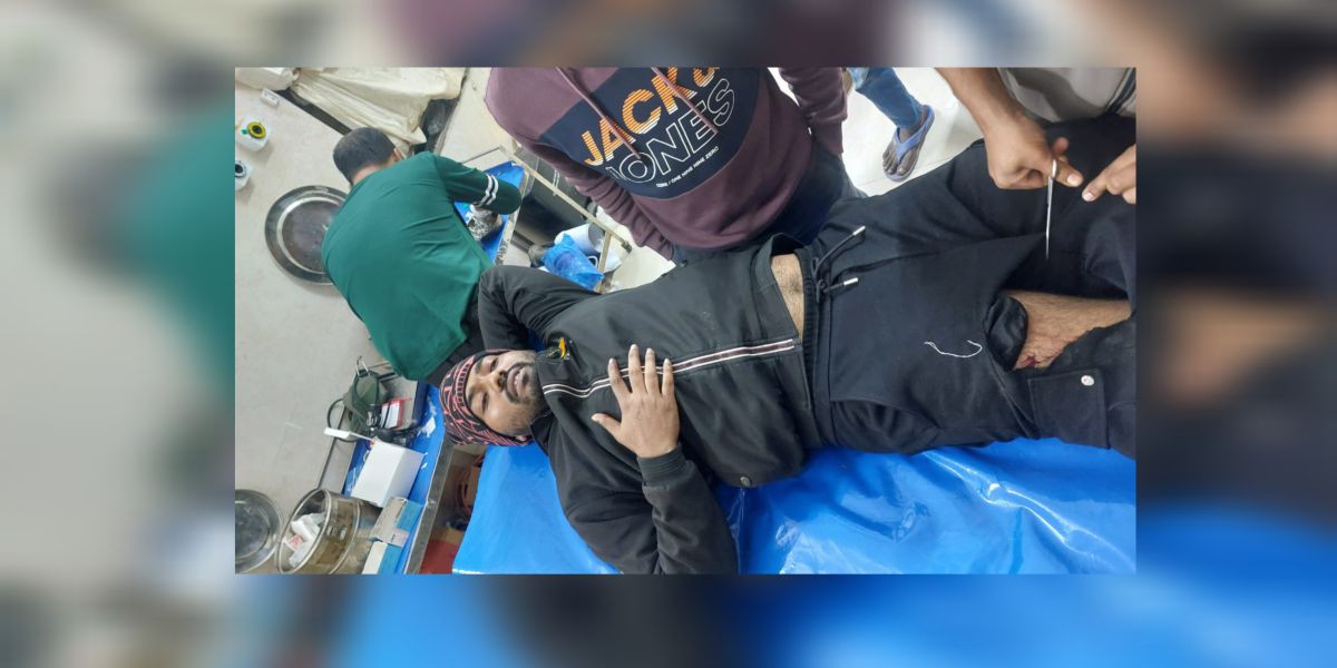 চৌগাছায় পূর্ব শত্রুতার জেরে যুবককে বার্মিজ চাকু দিয়ে জখম, আশঙ্কাজনক অবস্থায় যশোর সদরে রেফার্ড..