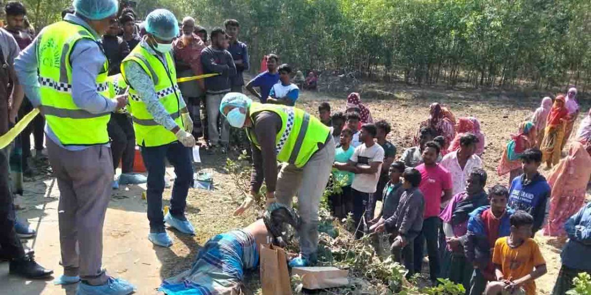 বিরামপুরে জঙ্গলে পড়ে থাকা অটোচালকের মরদেহ উদ্ধার