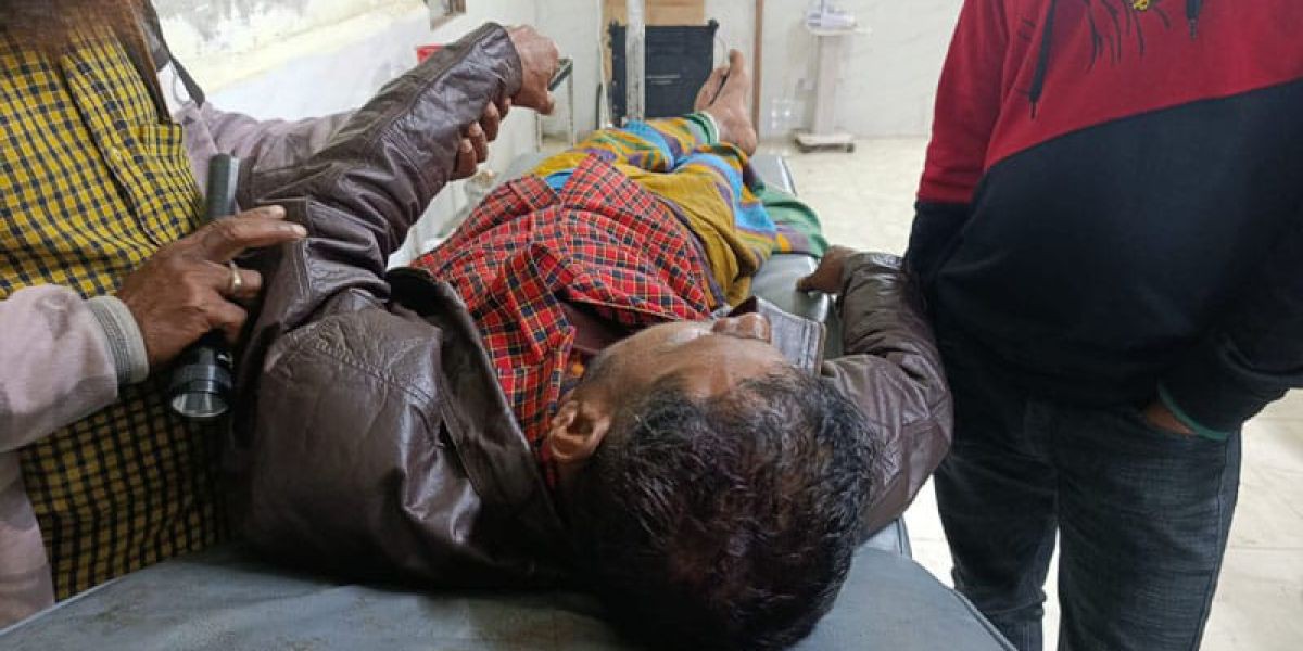 বরগুনায় ‘নারায়ে তাকবির আল্লাহু আকবার’ স্লোগান দিয়ে ধানের শীষ সমর্থকের ওপর হামলার অভিযোগ..