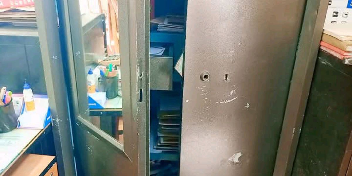 বরগুনার আমতলী কৃষি অফিসে চুরি