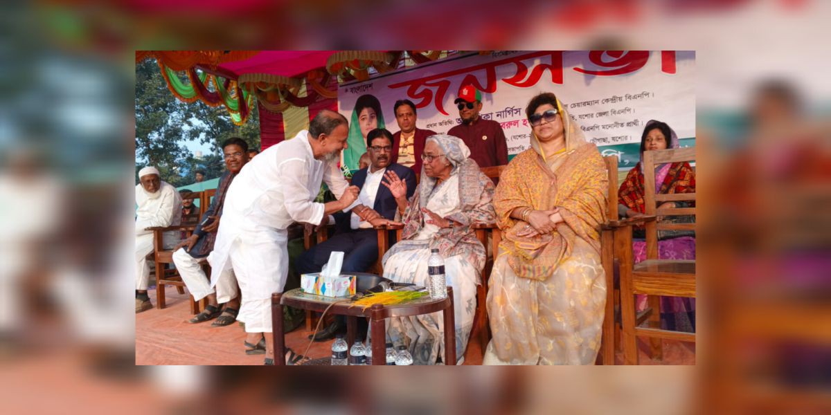 শোককে শক্তি করে রাজপথে মুন্নী: নজর এখন সংরক্ষিত নারী আসনে..